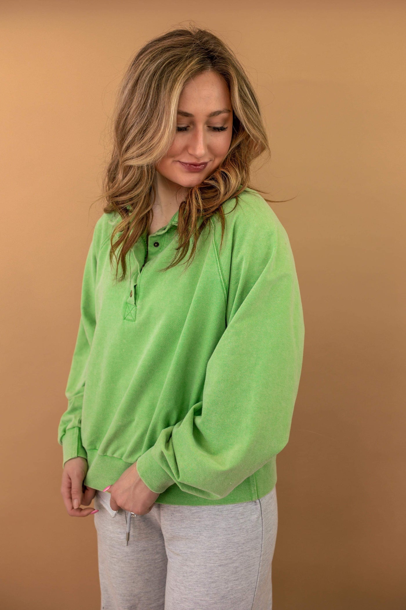 Presley Button Up Pullover in Green